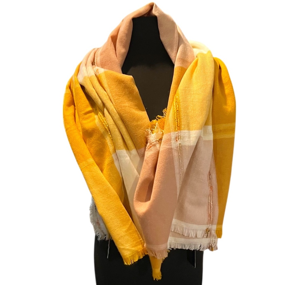 LA Express Pink, Apricot,White Plaid Knit Blanket Scarf, NWT‎